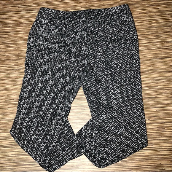 Loft cute pattern pants - Picture 5 of 7